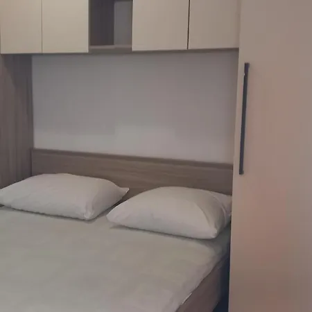 Spacious Apartmant * Пакоштане